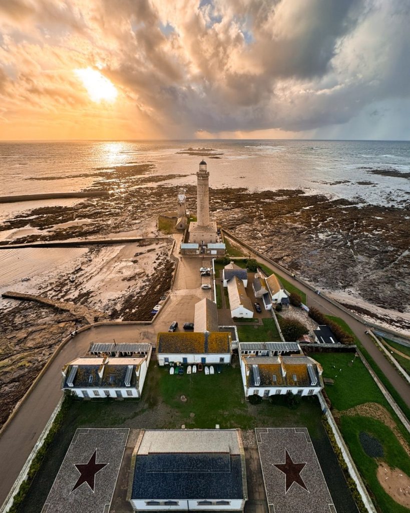 phare d'Eckmuhl sunset